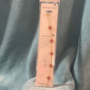 Stainless Steel Gold and Pink Clover Bracelet